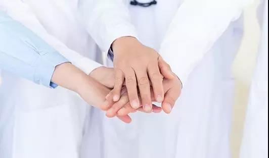 至暗時刻，前行有光|我們共同的敵人是疾病，不是武漢！