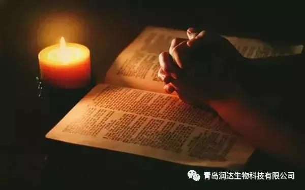 人讀書越多，內(nèi)心才越強大
